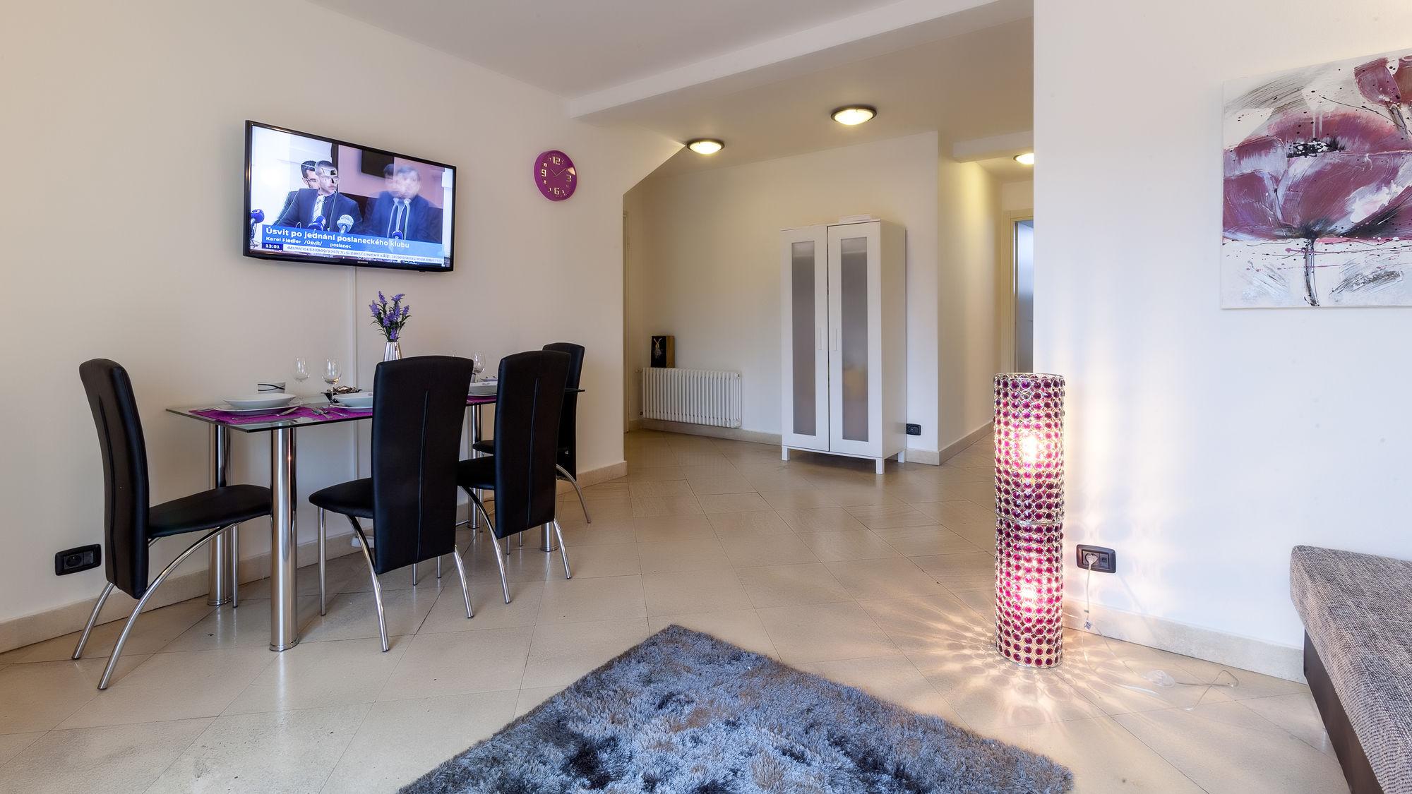 פראג Legerova 33 Apartments מראה חיצוני תמונה